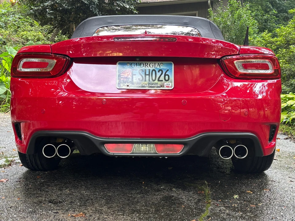 2017 Fiat 124 Spider - Image 17 of 31