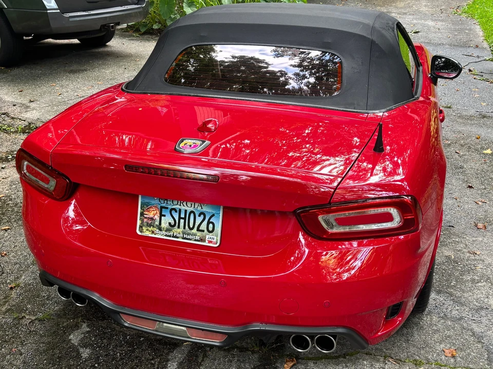2017 Fiat 124 Spider - Image 16 of 31