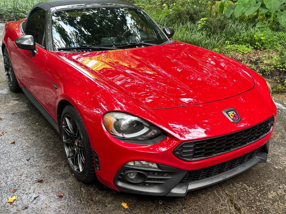 2017 Fiat 124 Spider - Image 14 of 31