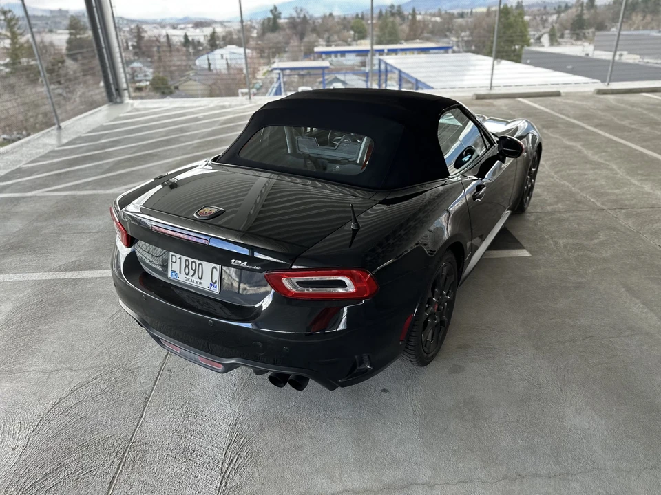 2017 Fiat 124 Spider - Image 12 of 31