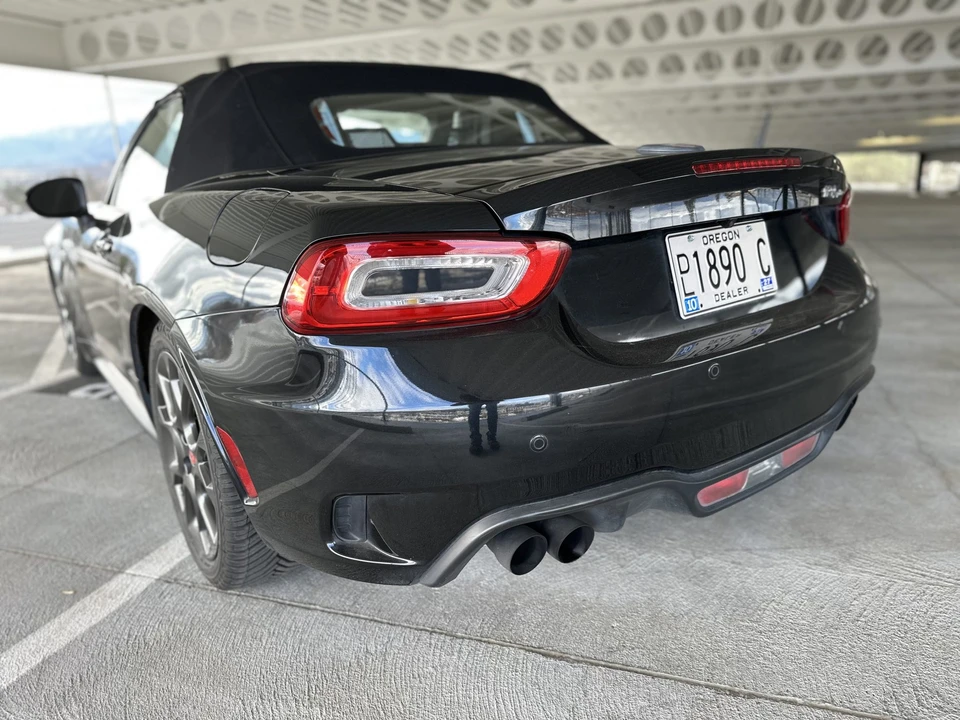 2017 Fiat 124 Spider - Image 6 of 31