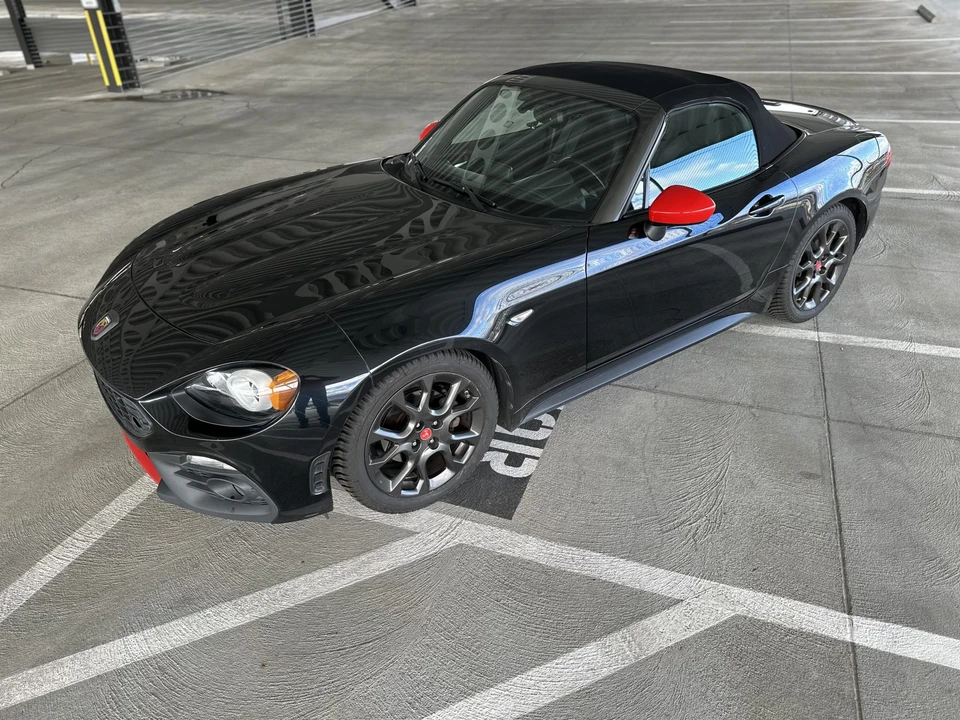 2017 Fiat 124 Spider - Image 3 of 31