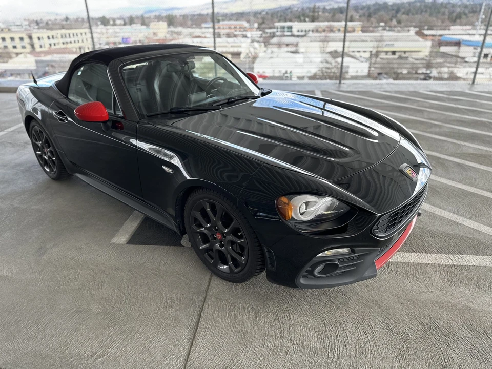 2017 Fiat 124 Spider - Image 18 of 31