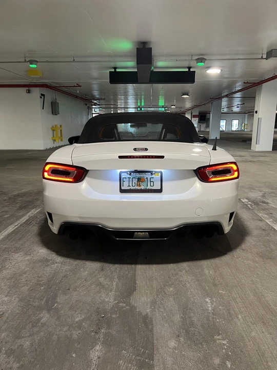 2017 Fiat 124 Spider - Image 27 of 31