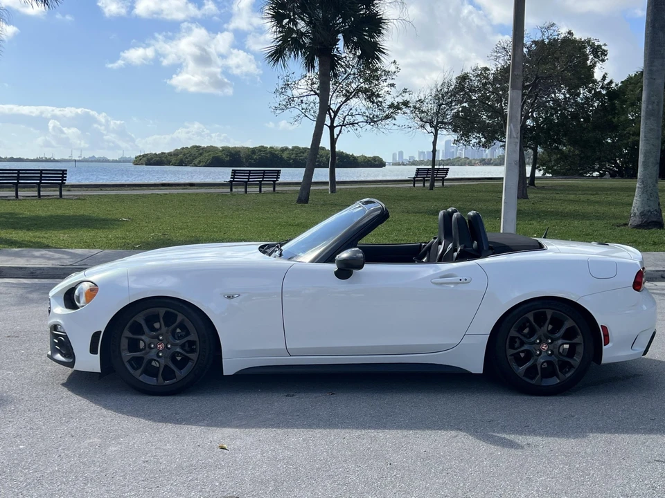 2017 Fiat 124 Spider - Image 3 of 31