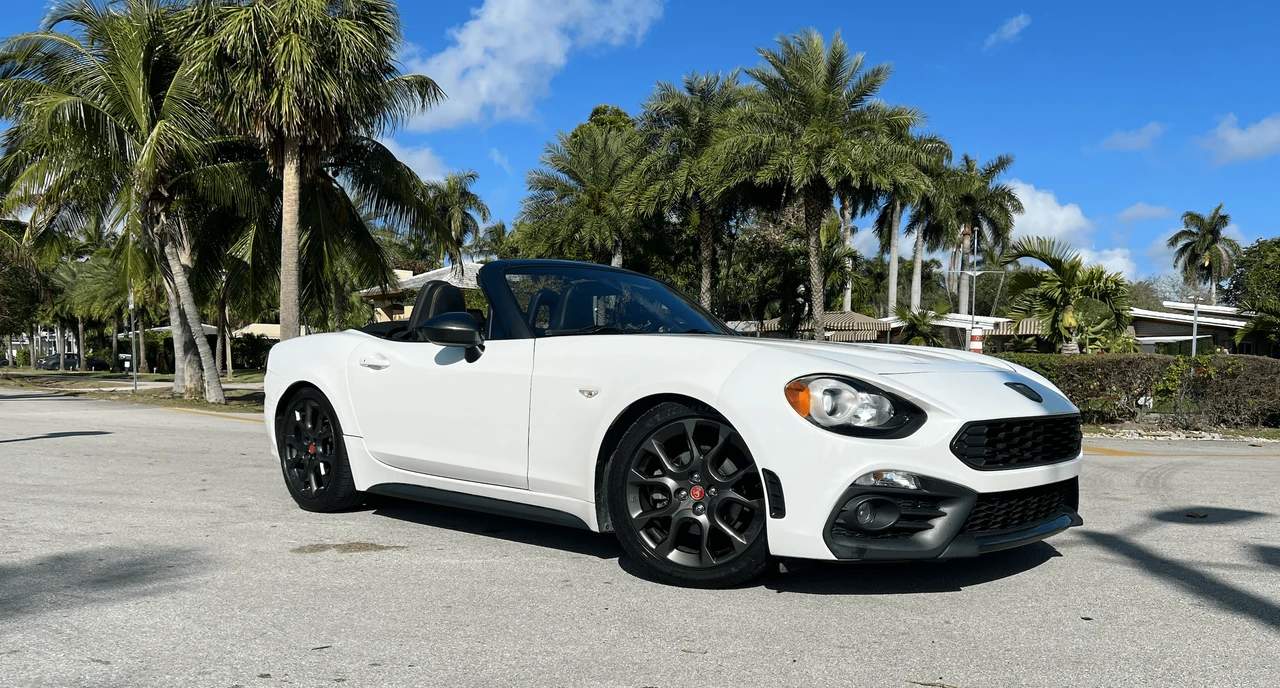 2017 Fiat 124 Spider - Image 12 of 31