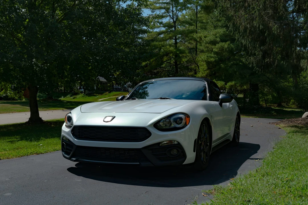 2017 Fiat 124 Spider - Image 8 of 31