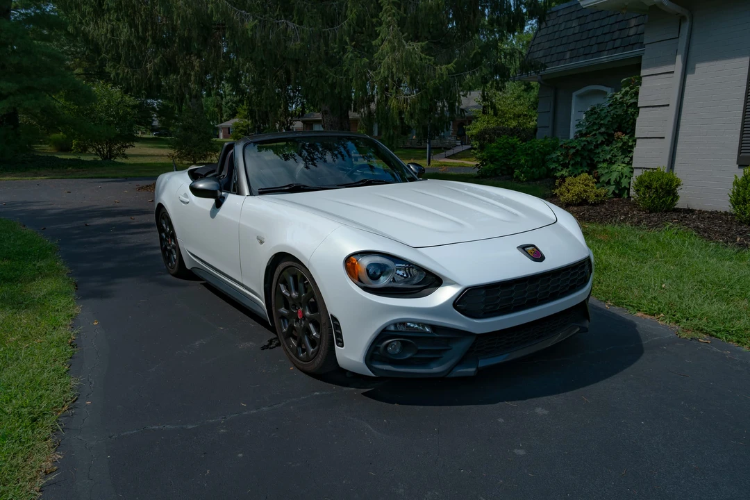 2017 Fiat 124 Spider - Image 20 of 31