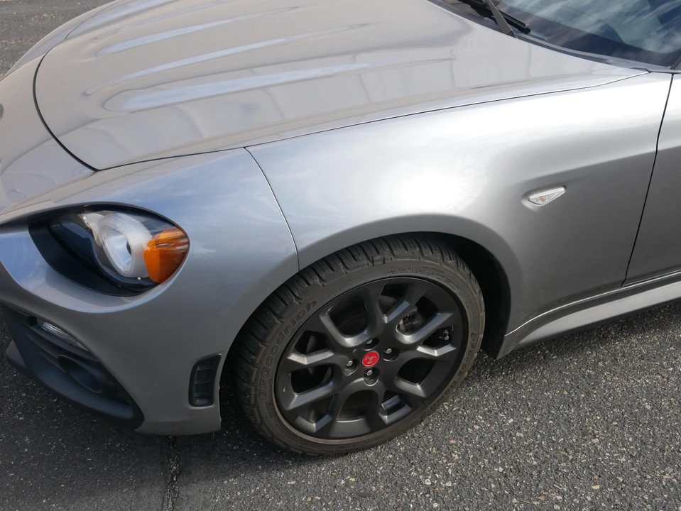 2017 Fiat 124 Spider - Image 22 of 31