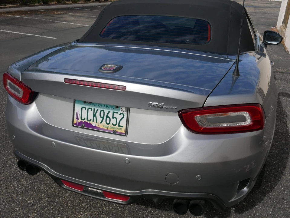 2017 Fiat 124 Spider - Image 28 of 31