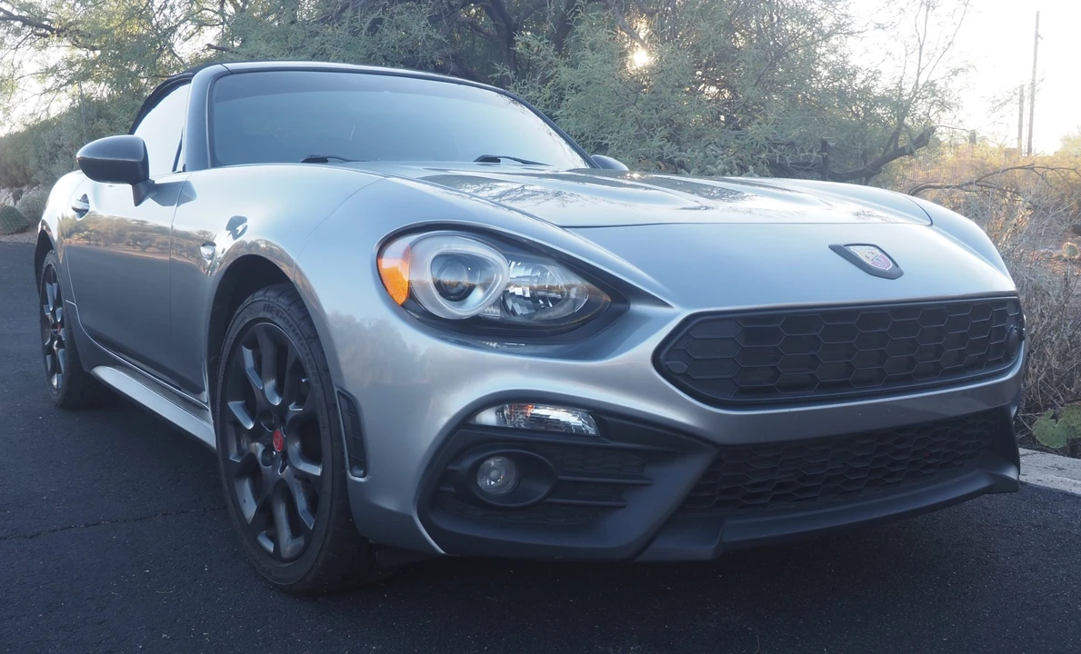 2017 Fiat 124 Spider - Image 3 of 31