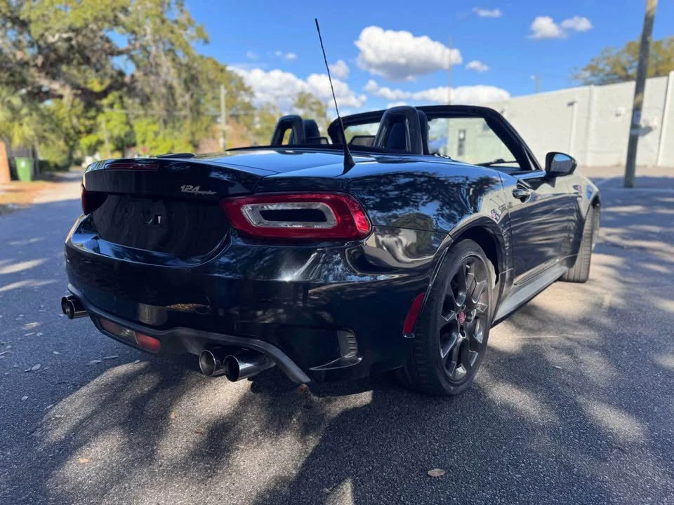 2017 Fiat 124 Spider - Image 6 of 12
