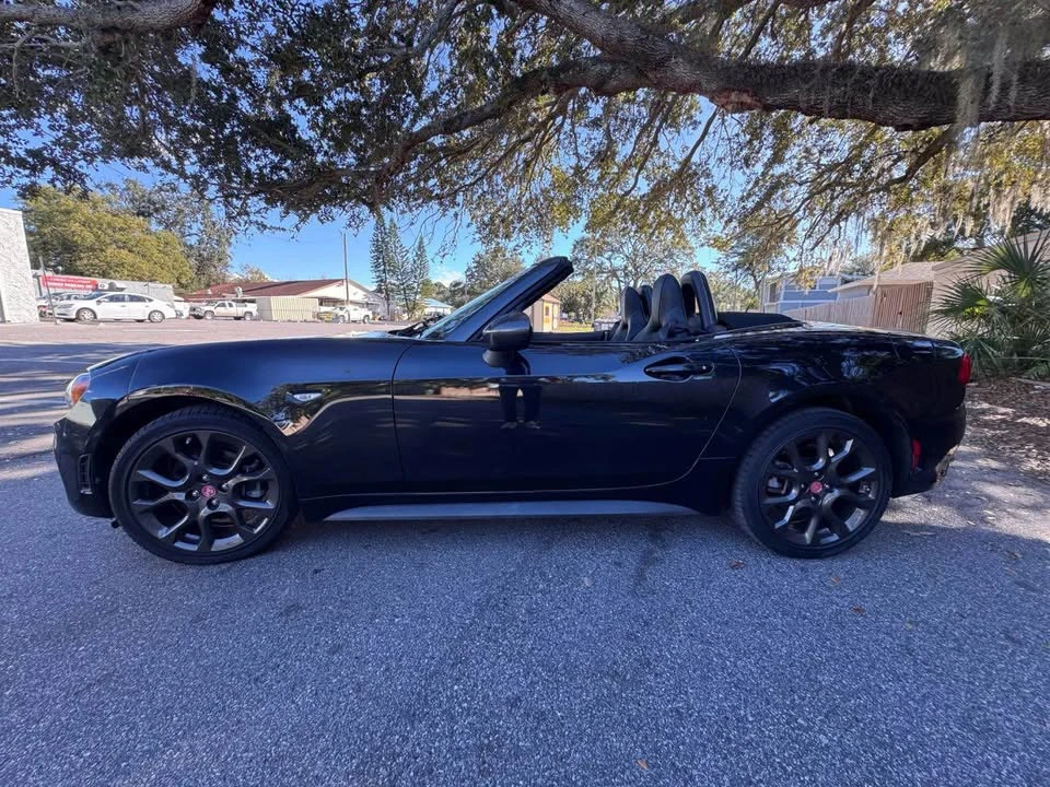 2017 Fiat 124 Spider - Image 3 of 12