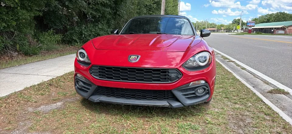 2017 Fiat 124 Spider - Image 5 of 20