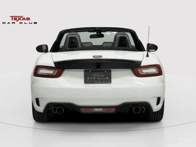 2017 Fiat 124 Spider - Image 8 of 12