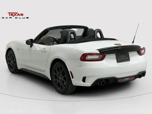 2017 Fiat 124 Spider - Image 7 of 12