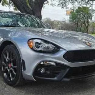 2017 Fiat 124 Spider Abarth
