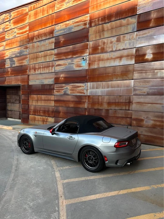 2017 Fiat 124 Spider - Image 6 of 12