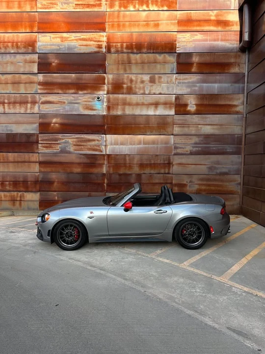 2017 Fiat 124 Spider - Image 3 of 8