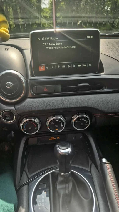 2017 Fiat 124 Spider - Image 9 of 12