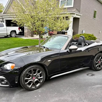 2017 Fiat 124 Spider Abarth Convertible 2D