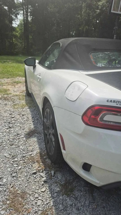 2017 Fiat 124 Spider - Image 3 of 12