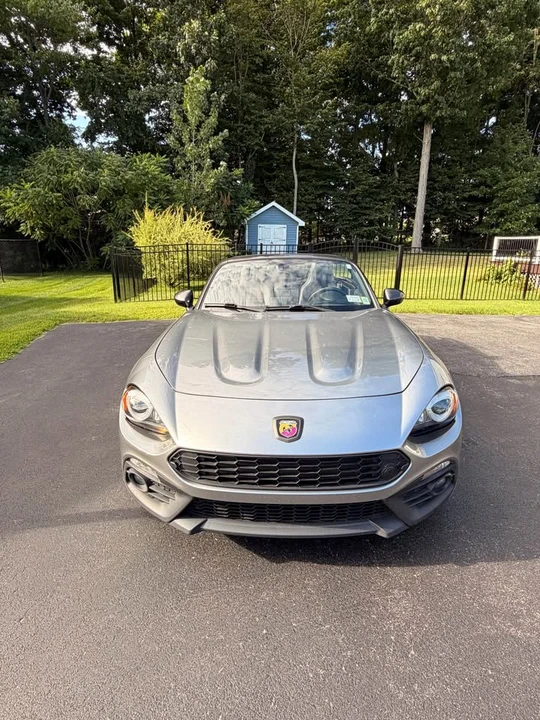 2017 Fiat 124 Spider - Image 10 of 10