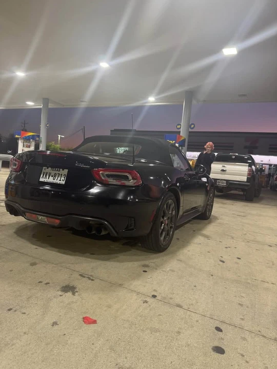 2017 Fiat 124 Spider - Image 3 of 16