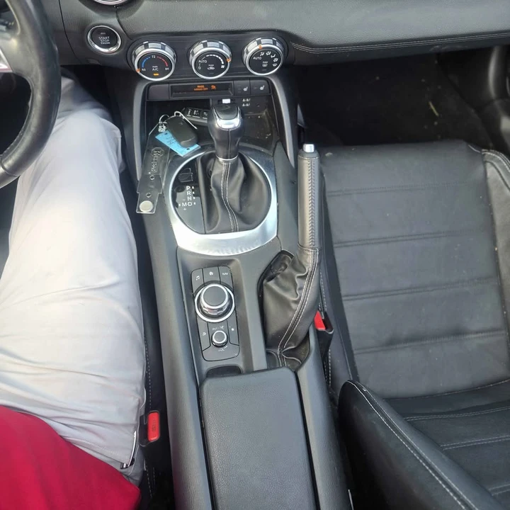 2017 Fiat 124 Spider - Image 14 of 14