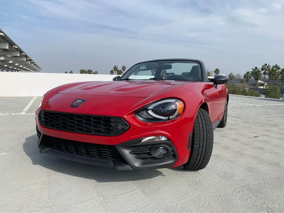 2017 Fiat 124 Spider - Image 2 of 15