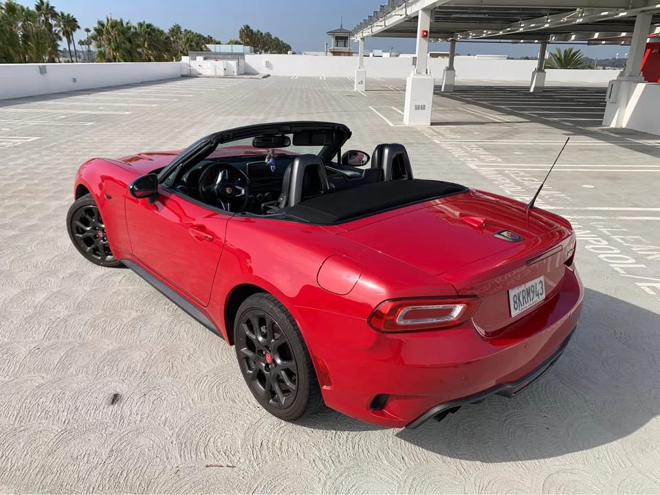 2017 Fiat 124 Spider - Image 4 of 15