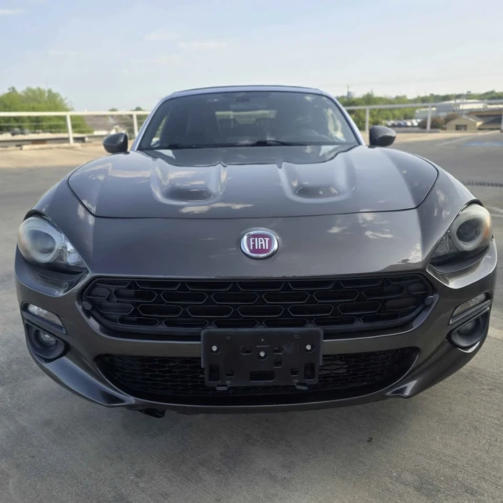 2017 Fiat 124 Spider - Image 5 of 14