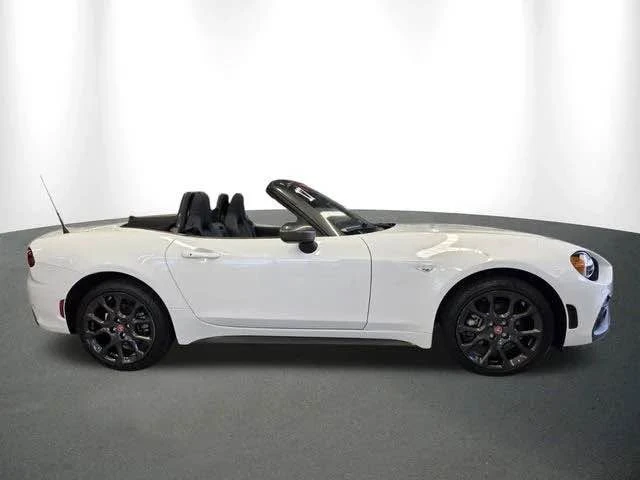2017 Fiat 124 Spider - Image 3 of 5