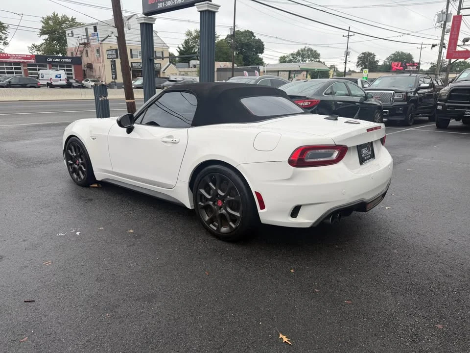 2017 Fiat 124 Spider - Image 5 of 18