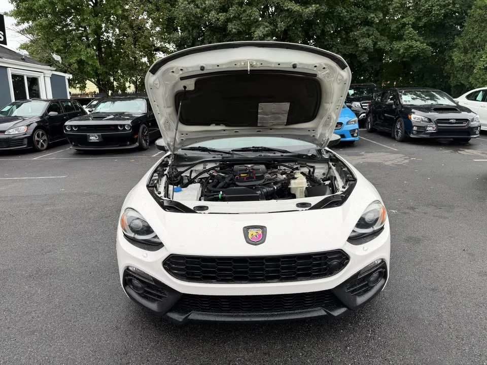 2017 Fiat 124 Spider - Image 17 of 18