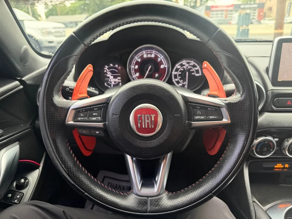 2017 Fiat 124 Spider - Image 14 of 18