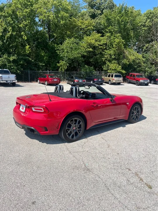 2017 Fiat 124 Spider - Image 3 of 7