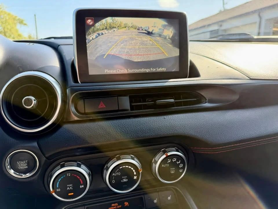 2017 Fiat 124 Spider - Image 17 of 20