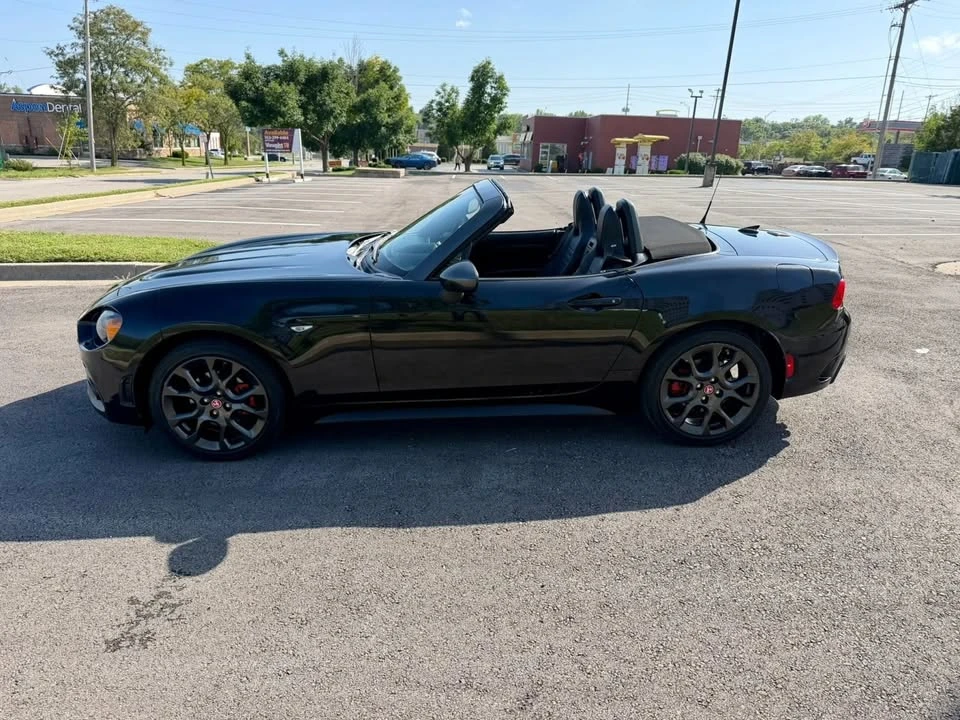 2017 Fiat 124 Spider - Image 10 of 20