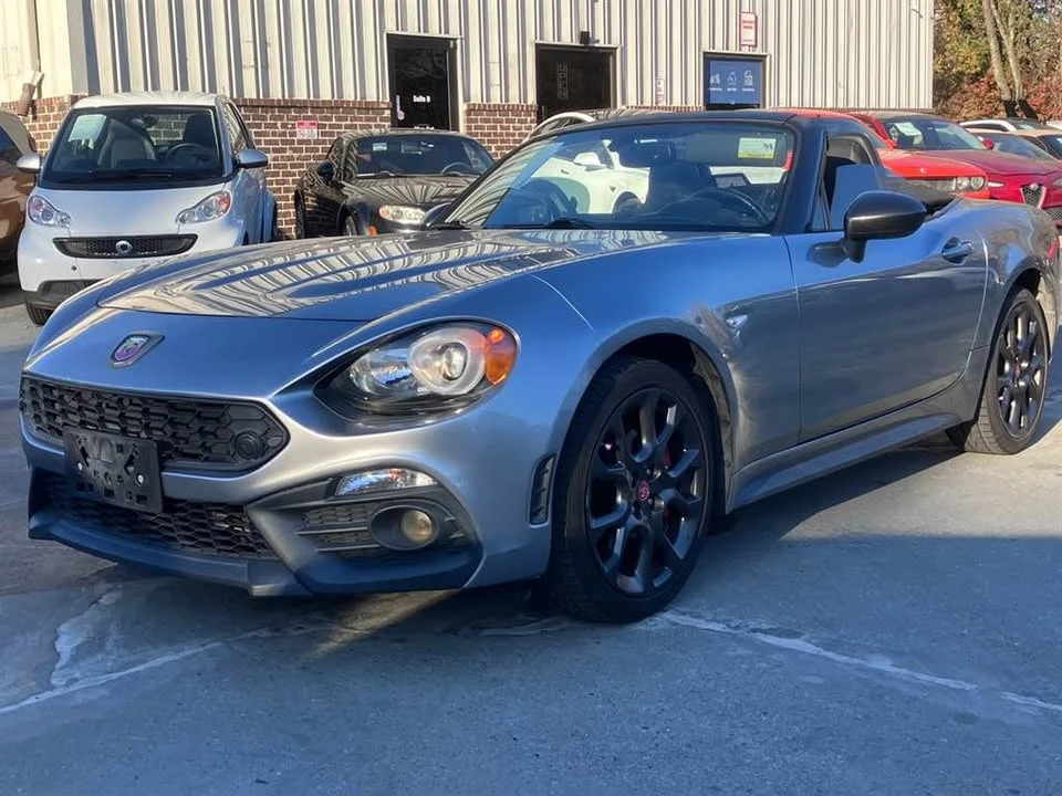 2017 Fiat 124 Spider - Image 13 of 13