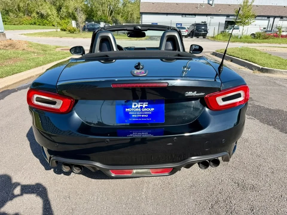 2017 Fiat 124 Spider - Image 8 of 20