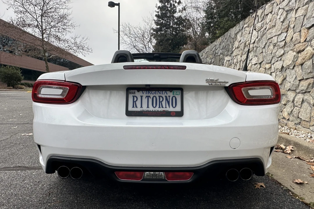 2017 Fiat 124 Spider - Image 20 of 31