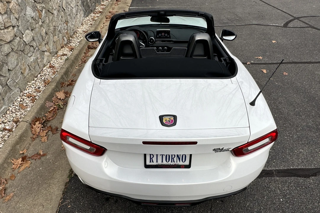 2017 Fiat 124 Spider - Image 21 of 31