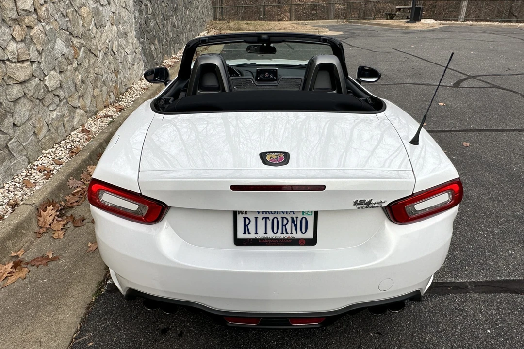 2017 Fiat 124 Spider - Image 22 of 31