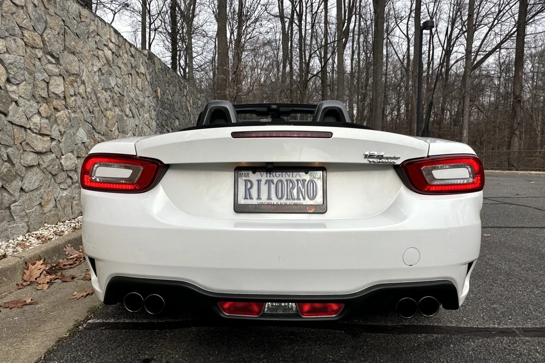 2017 Fiat 124 Spider - Image 23 of 31