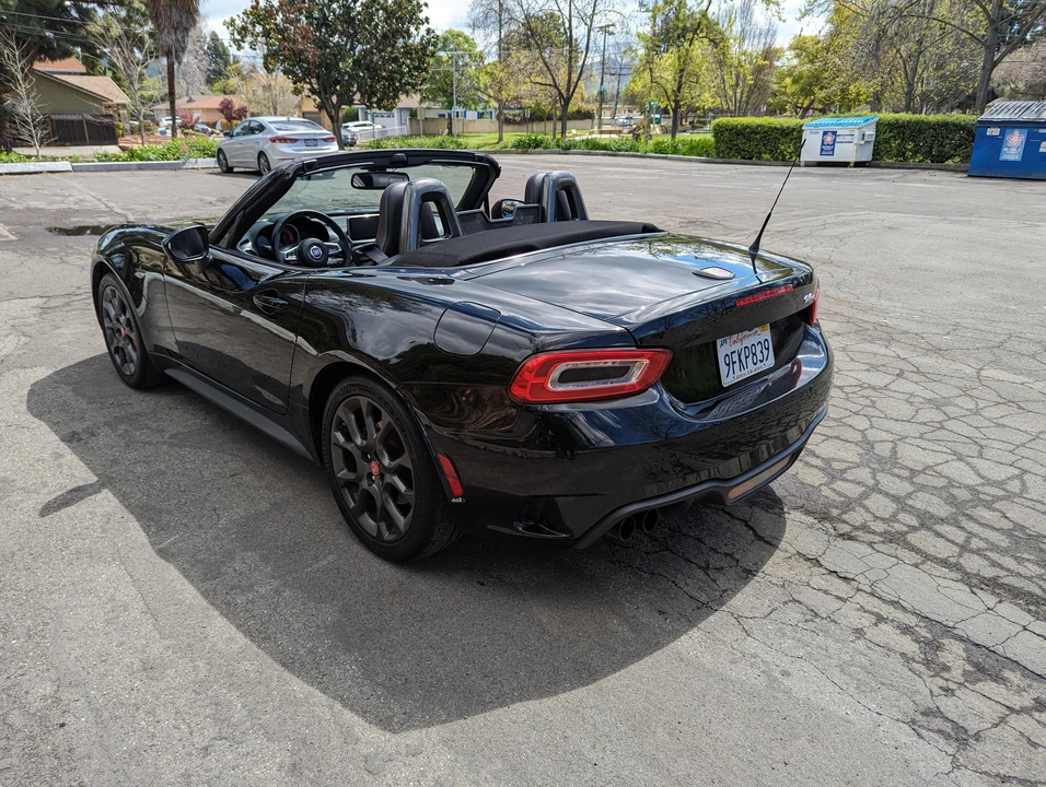 2017 Fiat 124 Spider - Image 6 of 31