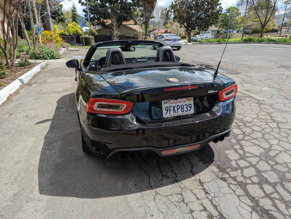 2017 Fiat 124 Spider - Image 7 of 31