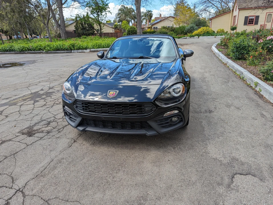 2017 Fiat 124 Spider - Image 15 of 31