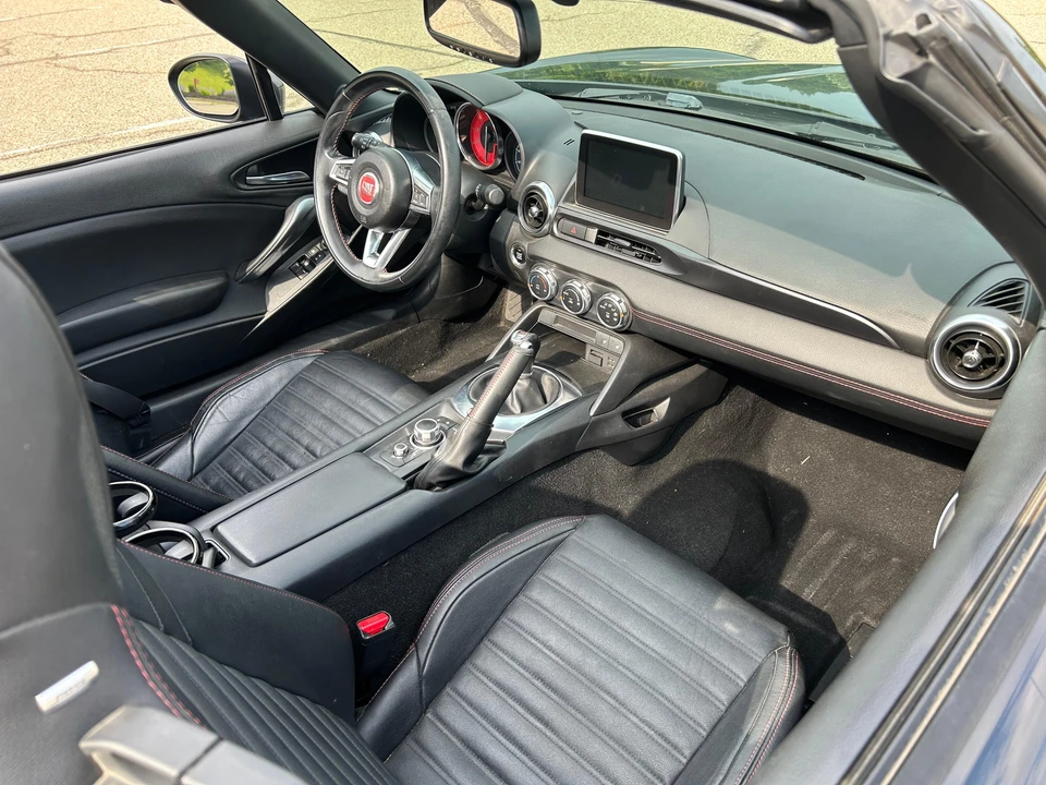 2017 Fiat 124 Spider - Image 31 of 31