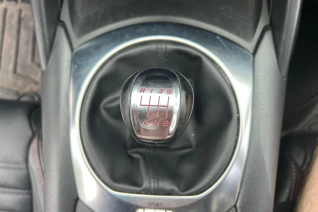 2017 Fiat 124 Spider - Image 24 of 31